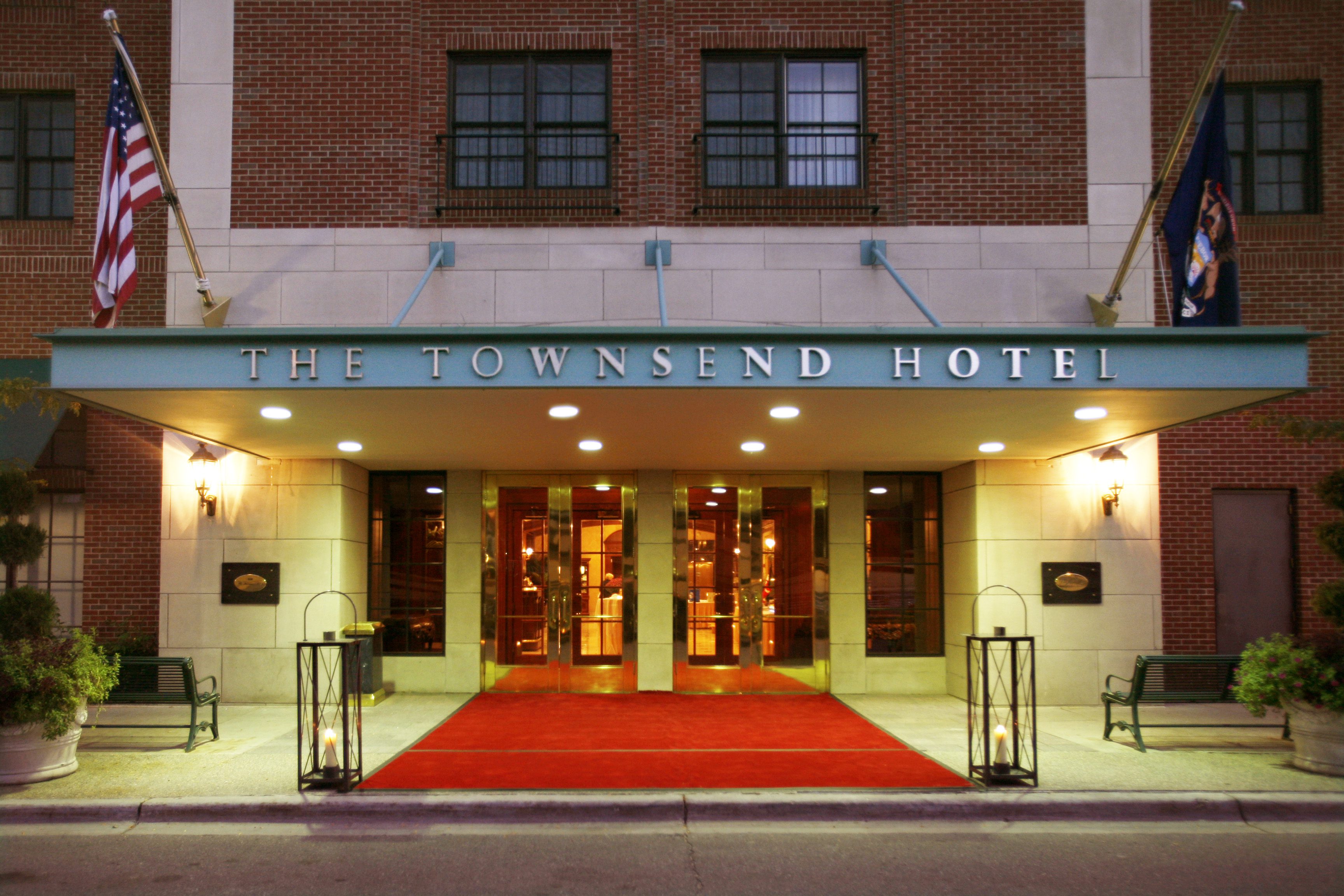 Customer Service Takes Systemwide Commitment, says Townsend Hotel Manager