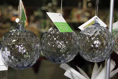 Fundraiser Brings Brewers and Glass Blowers Together for “Cheers and Beers”