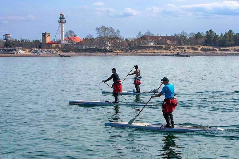 Three stand-up guys to cross Lake Superior on paddle boards for a good cause