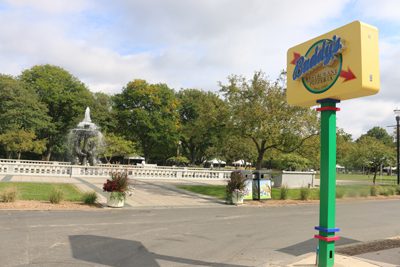 Two iconic Detroit institutions merge as Buddy’s Pizza opens at the Detroit Zoo