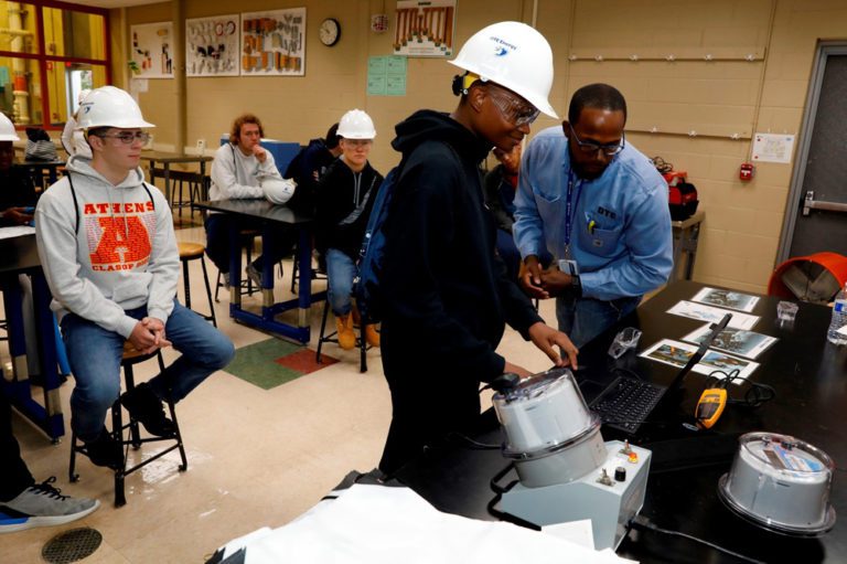 Consortium hosts events across Michigan for Careers in Energy Week