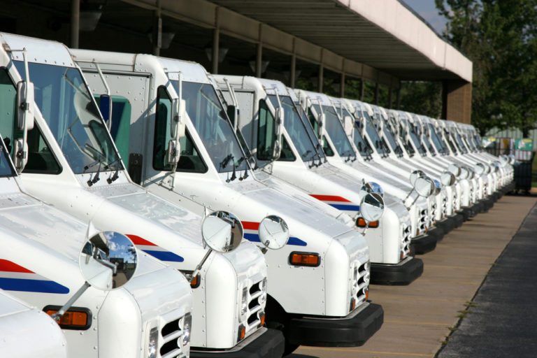 Amazon, USPS Reach Deal on Deliveries