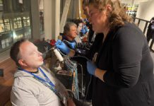 Distinguished Clowns Thrill Thousands at America’s Thanksgiving Parade